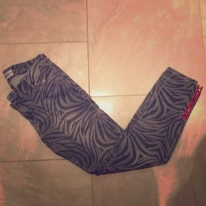 Etienne Marcel zebra print jeans size 28